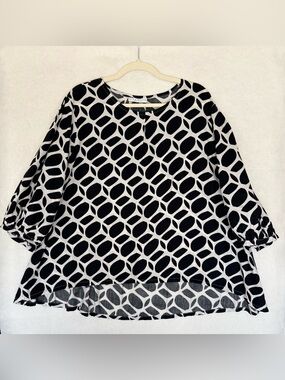 Bryn Walker Black and White Geometric Blouse - Size 1X